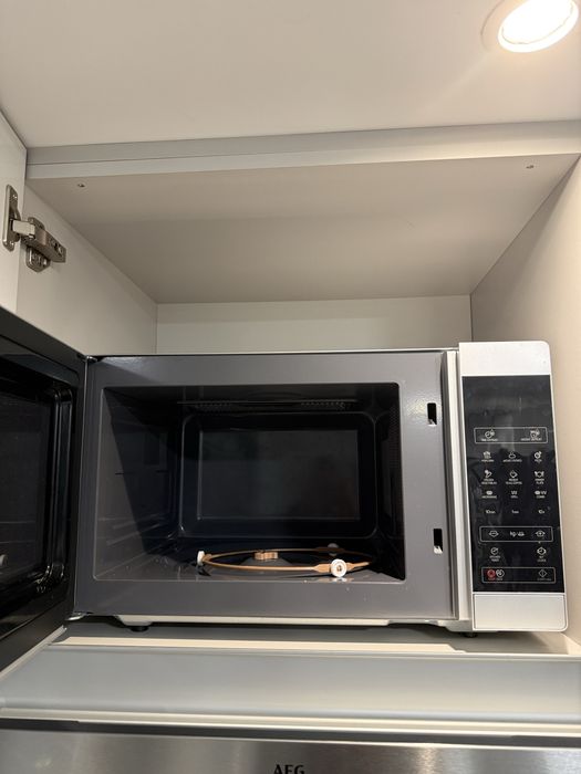 Micro ondas Sharp com grill