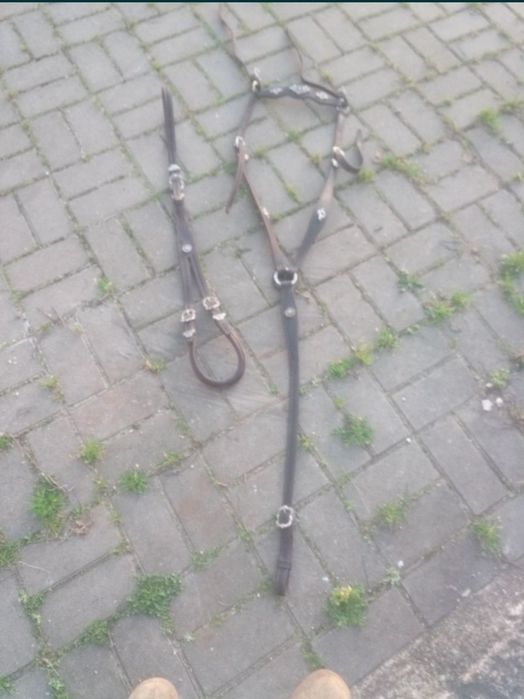 Sela relvas fabrico nacional. Como nova.