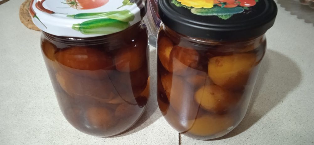 Варення груша, інжир, кизил, персик, черешня