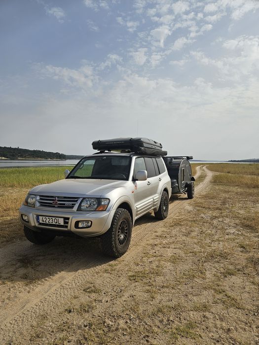 Mitsubishi Pajero 3.2 did + Caravana offroad