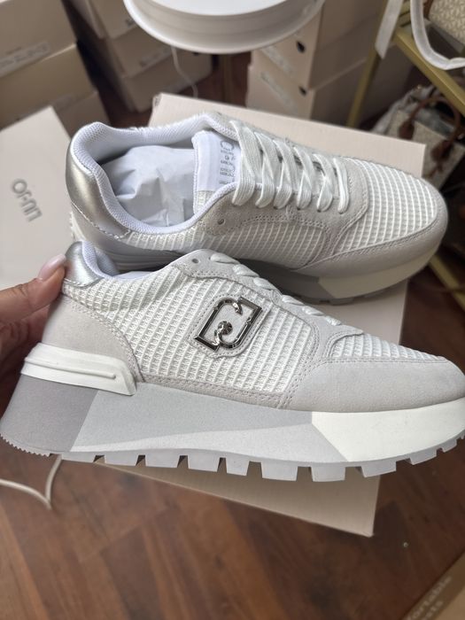 Snakersy Liu Lo 38  bialo srebrne