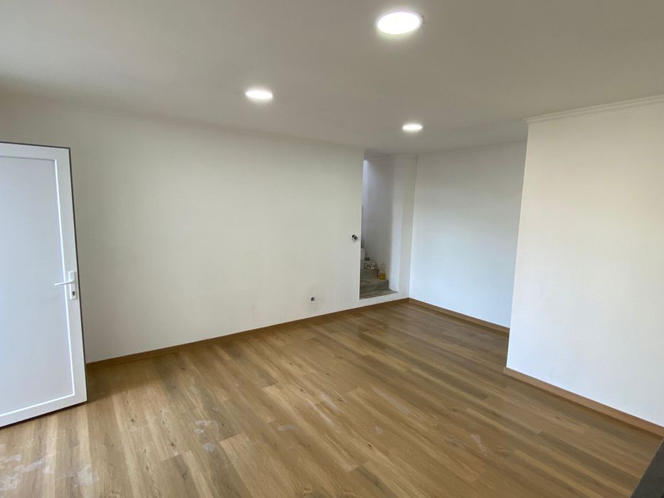 Moradia  T2 remodelada em Loures