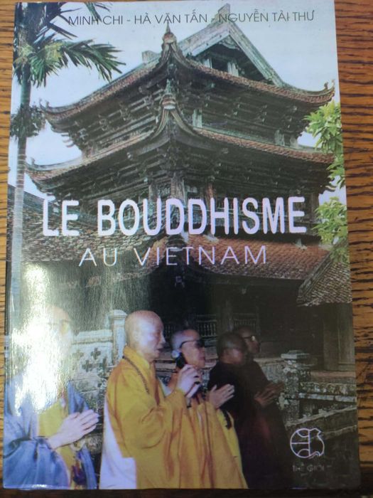 livro "Le Bouddhisme au Vietnam" de Minh Chi, Hà Văn Tấn e Nguyễn Tài Thư em lingua francesa