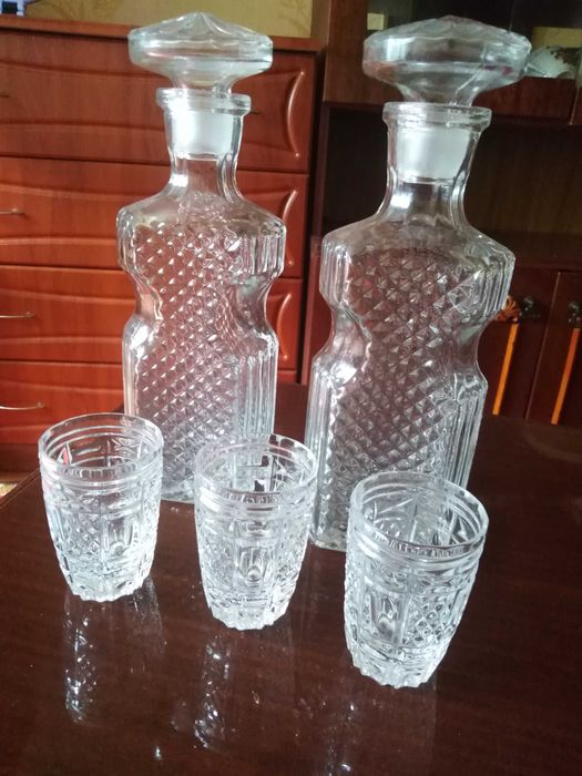 Продаю посуд в асортименті