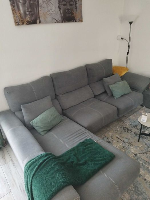 Sofá com chaise long