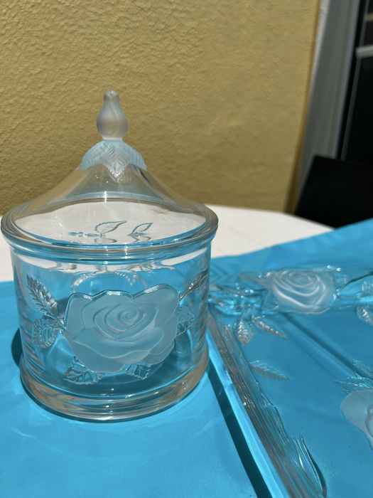 Travessa e bomboneira