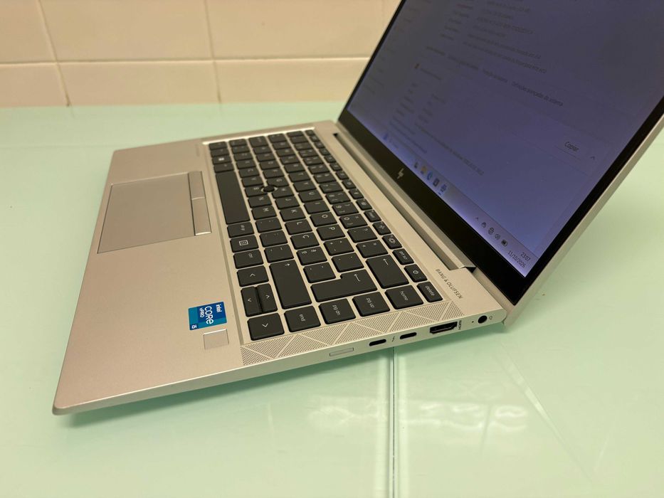 HP Elitebook 840 G8 | i5-1135G7 11ª Geração | 16GB | SSD 256GB | Iris Xe Graphics | 14″ FHD