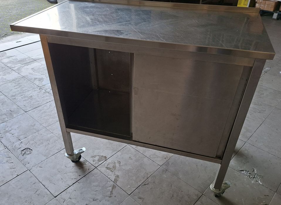 Bancada Inox com rodas