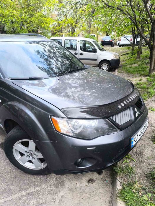 Міцубісі аутлендр xl