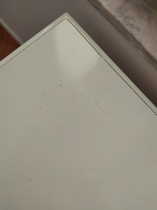 Mesa/aparador para sala,quarto, escritório