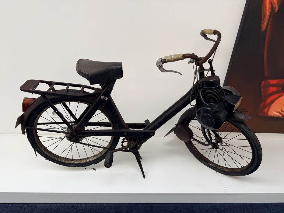 Vendo Solex , uma restaurada outra nao , sao 2 unidades