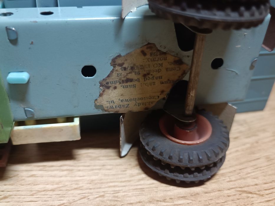 Zabawka PRL Żbik Stan Kolekcjonerski