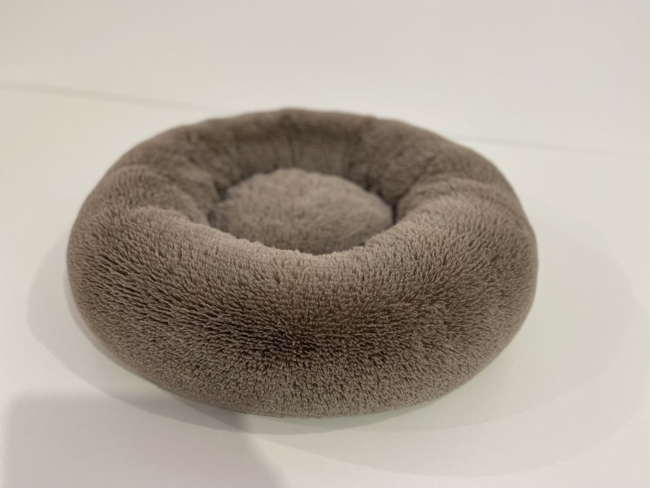Лежанка лежак пончик для котов собак