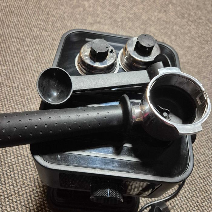 Ekspres do kawy Delonghi Stilosa EC230