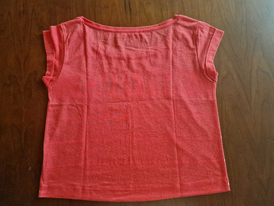 Top vermelho da Bershka