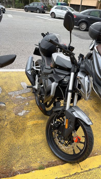 Mota um 125 em bom estado