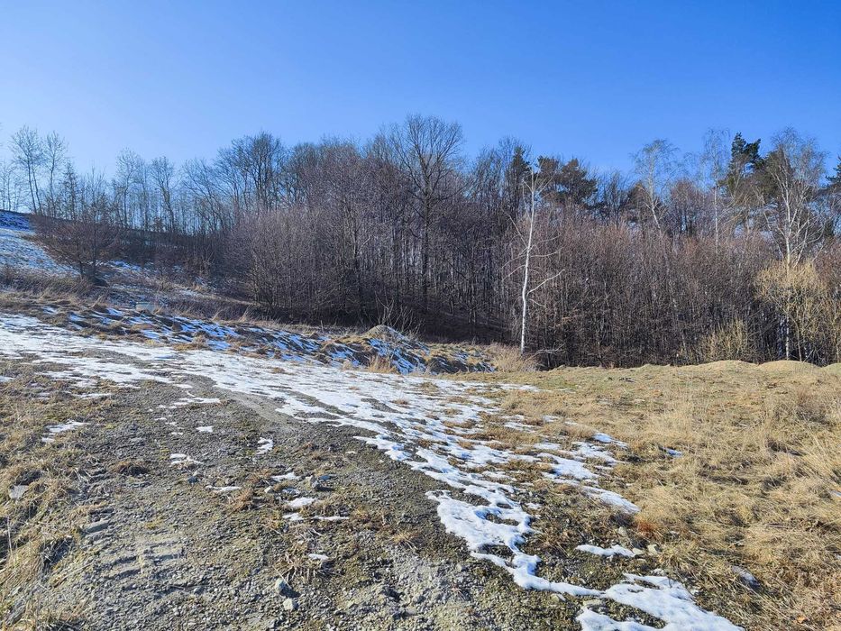 Działka budowlana 20 arów w pięknej okolicy Sowliny