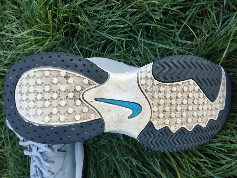 Nike жіночі кросівки