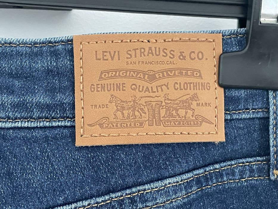 Nowe Levi’s 721 wysoki stan jeansy