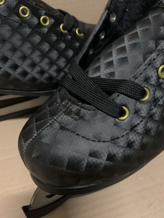 Łyżwy figurowe ocieplane czarne 40