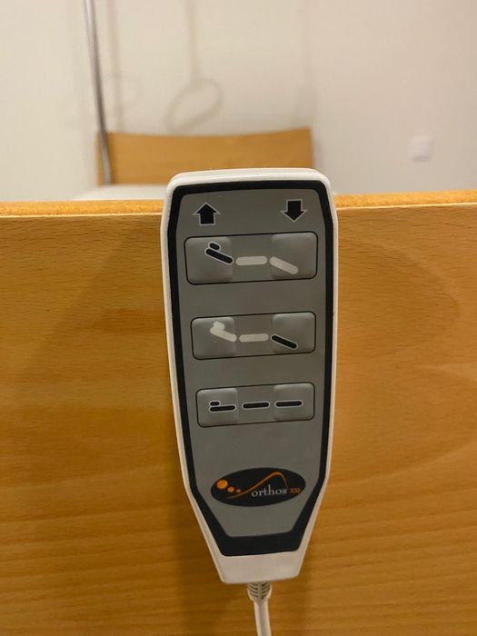 Vendo cama articulada elétrica + 2 colchões