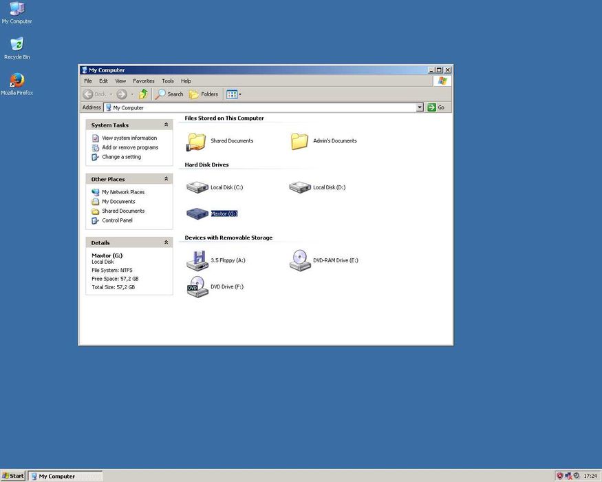 Komputer z 2003r. retro brak karty graficznej