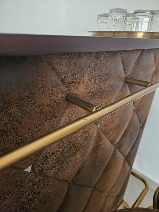 Movel Bar com balcão vintage + 2 Bancos altos