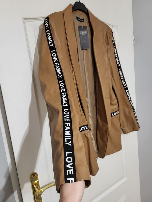 Nowa z metką kurtka żakiet damski kamel