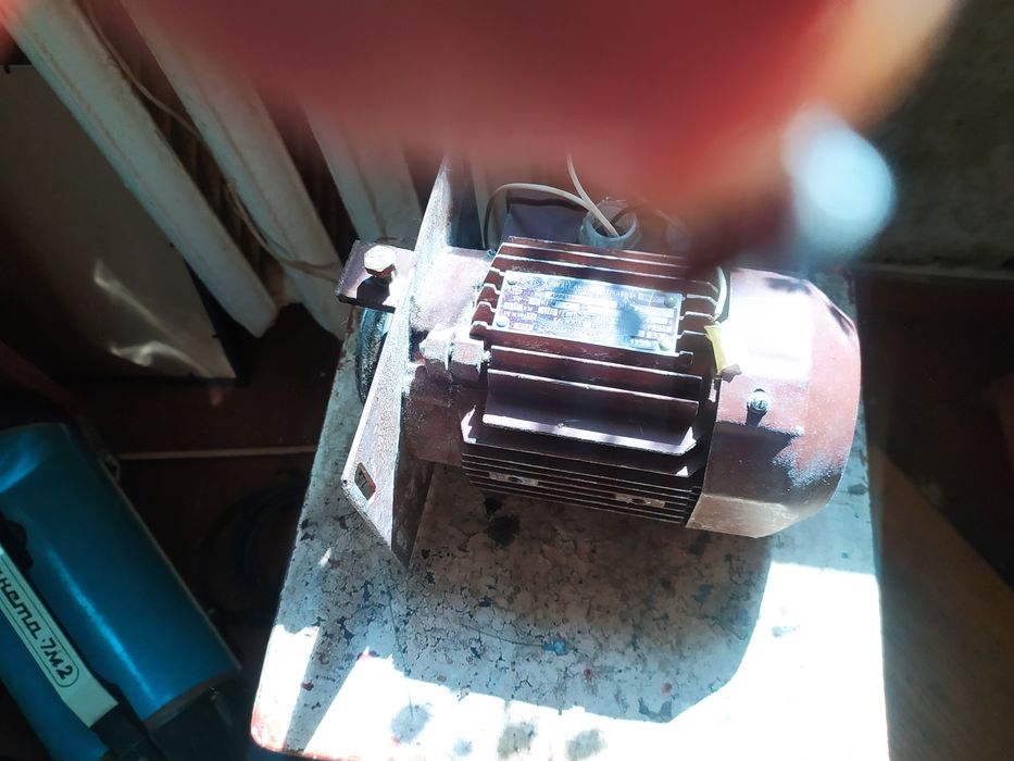 220 50двигун сінхронні