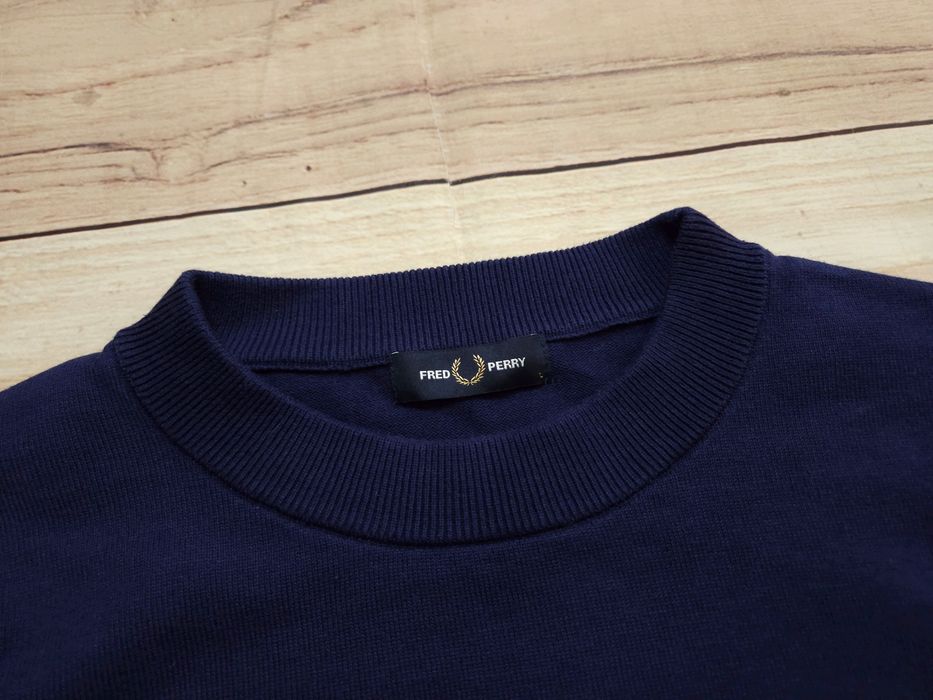 FRED PERRY Sweter Męski Granatowy Logo r. L