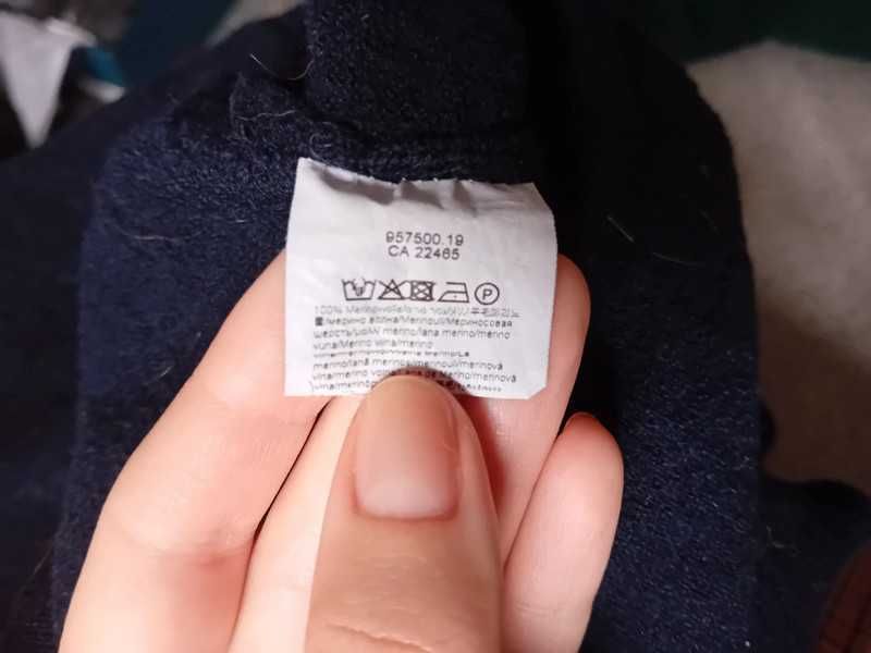 Ciepły wełniany sweter
