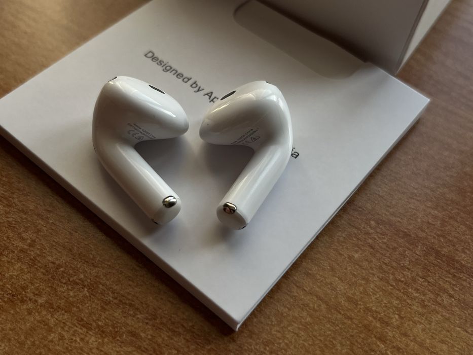 Apple AirPods 4 ANC     Oryginalne