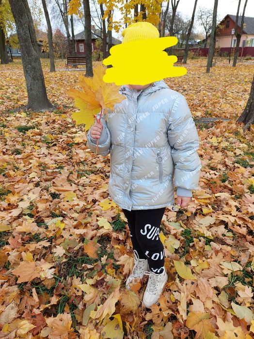 Продам курточку на дівчинку