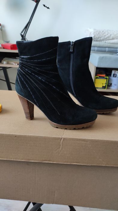 Сапоги женские деми