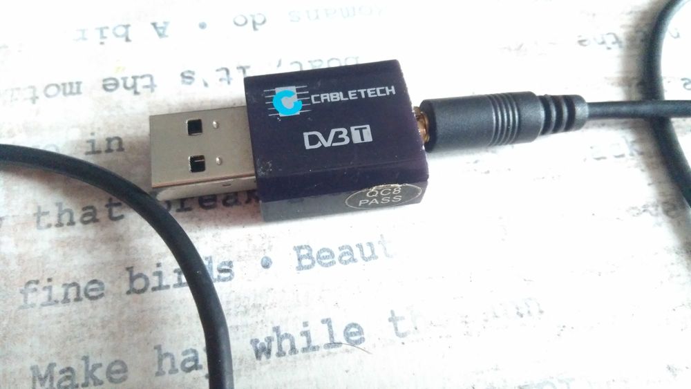 Tuner TV USB Cabletech URZ0085