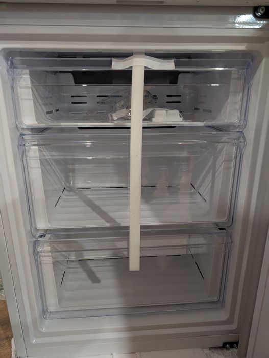 Frigorífico Combinado Samsung - 344L - Branco - Novo c/garantia