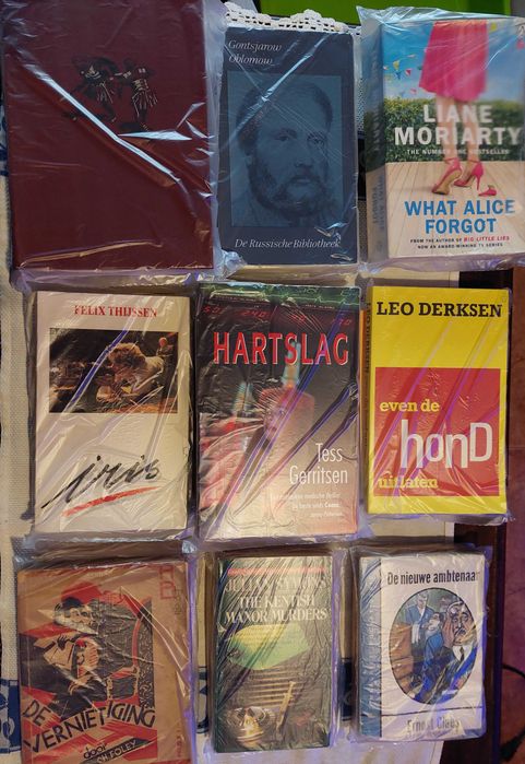 Livros (ingles e alemão) 90 livros
