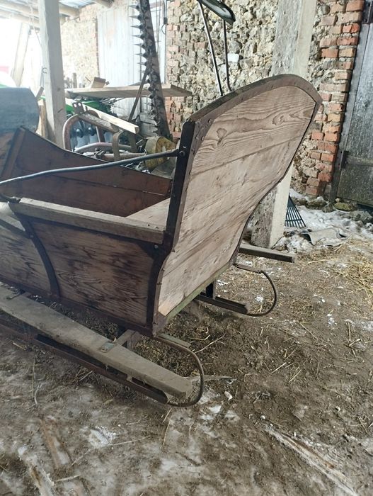 Продам кінни сані.