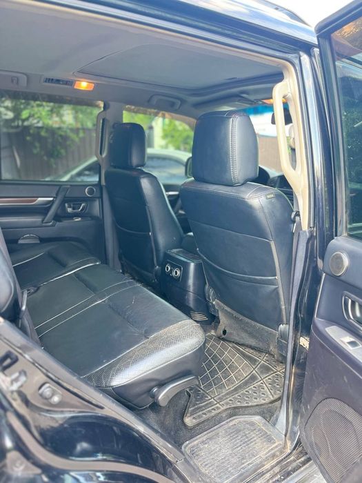Mitsubishi pajero wagon 3.2