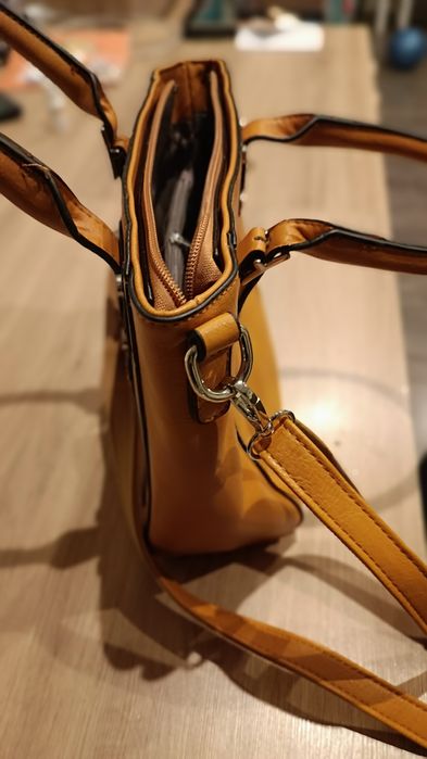 Torebka listonoszka musztardowa