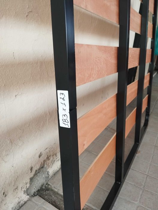 Estrado de cama de casal