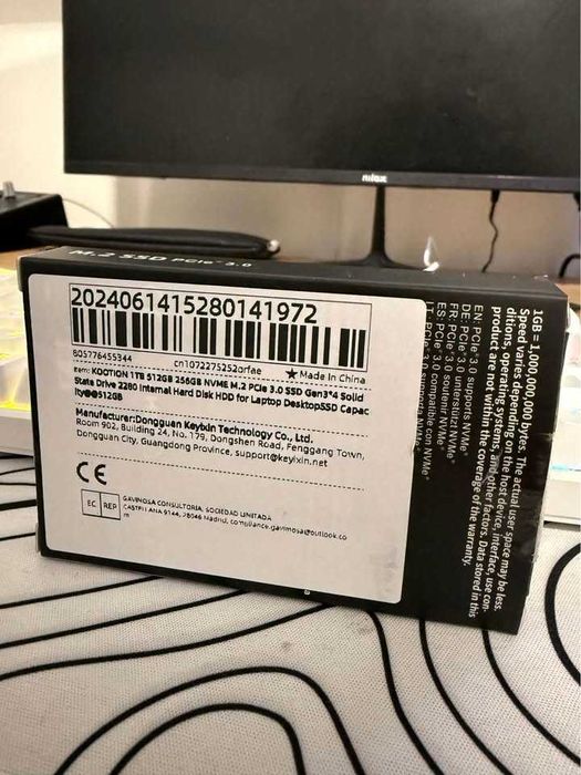 SSD 512GB nunca usado.