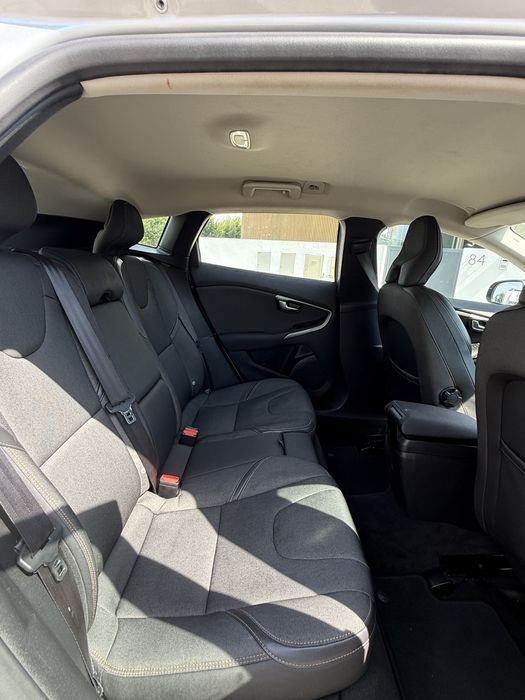Volvo v40 cross country 2019
