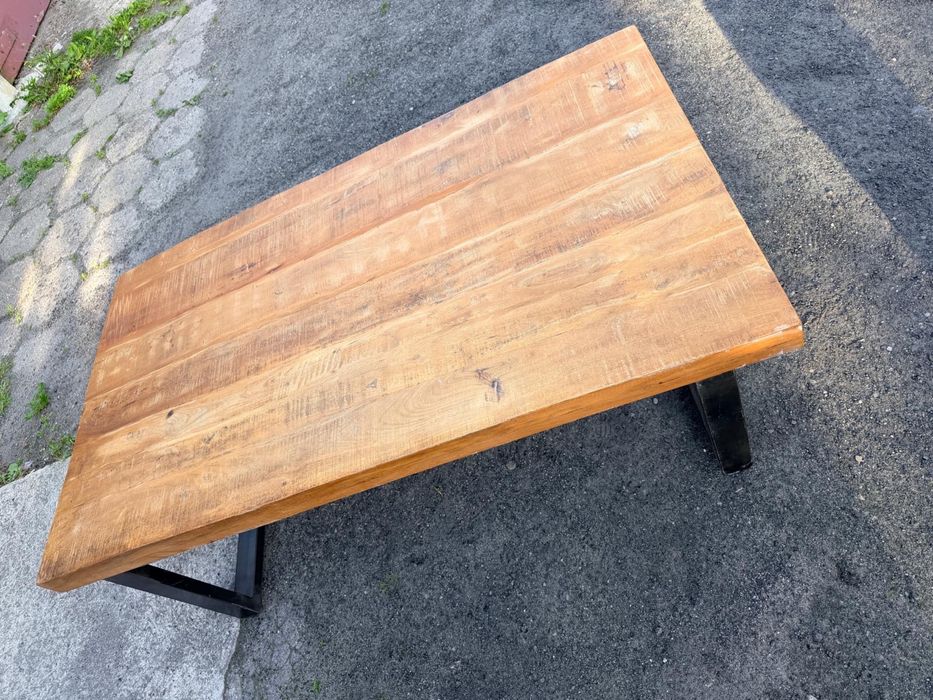 Sprzedam ławe o wymiarach 1400cm x 800 cm