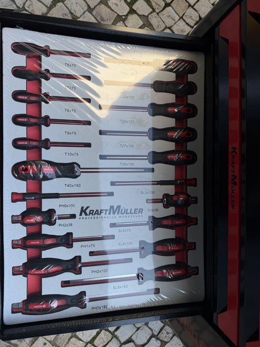 Carrinho de Ferramentas 7/7 Gavetas Cheias