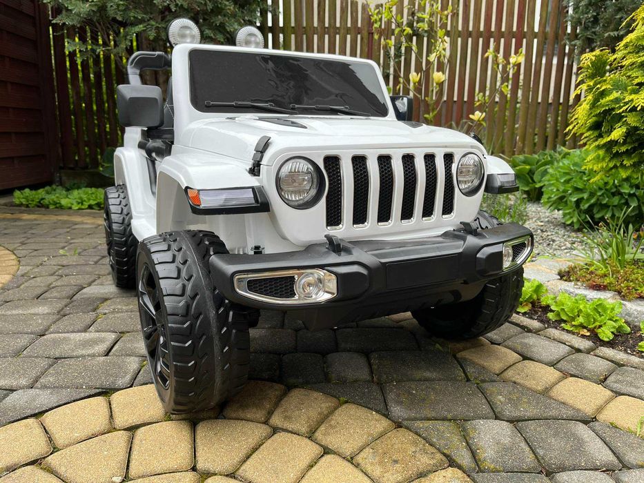 Autko na akumulator Jeep Wrangler 4x4. Nowy!