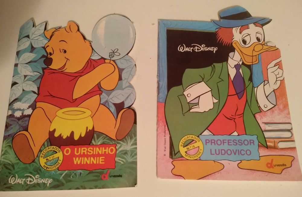 2  livros da Walt Disney da editora Disvenda