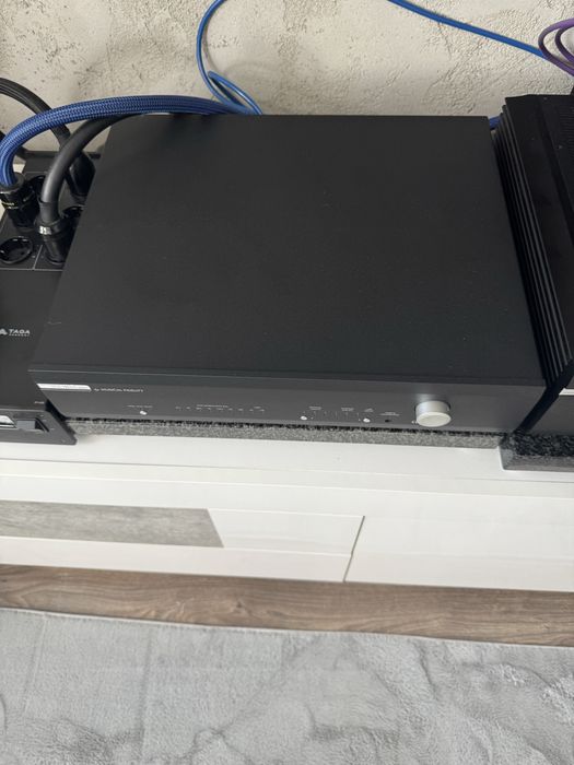 Musical fidelity m6s DAC .  Preamp . Yamaha . Denon . Marantz