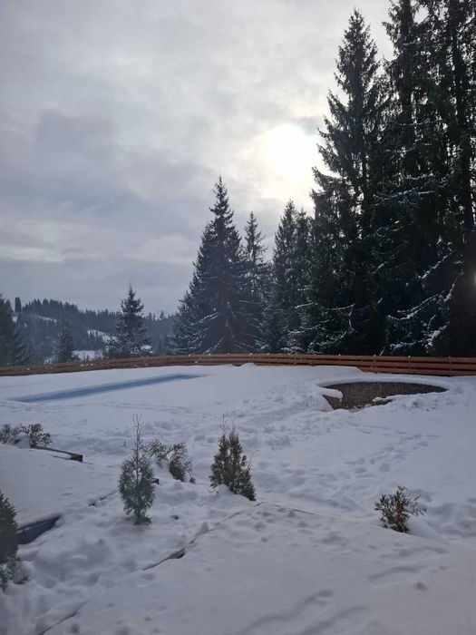 Продаю котеджне містечко в Яблуниці (Буковель). Працюючий бізнес.