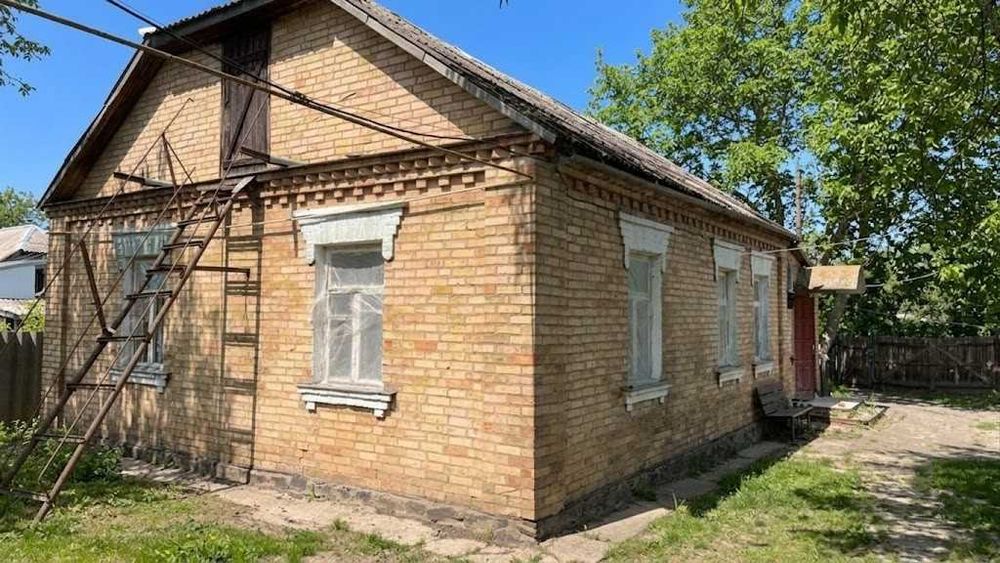 Продаж цегляного будинку 78м². 4 кімнати. 33 сотки. ГАЗ. ЦЕНТР. ID:813